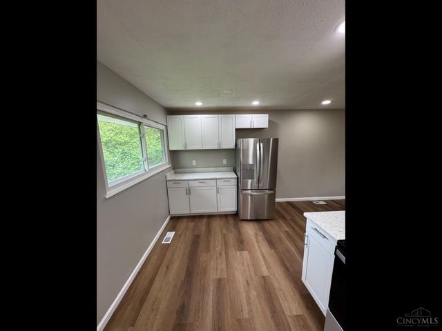 107 Melanee Drive, Oxford, OH 45056