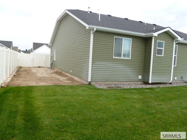 5054 Jake Avenue, Chubbuck, ID 83202