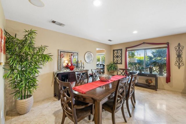78860 Galaxy Drive, La Quinta, CA 92253