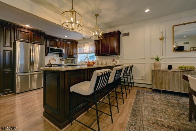 347 W Passaic Ave, Rutherford Boro, NJ 07070