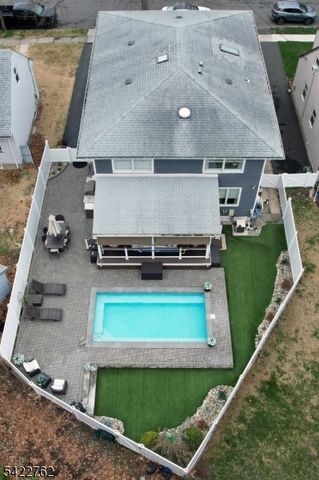 347 W Passaic Ave, Rutherford Boro, NJ 07070