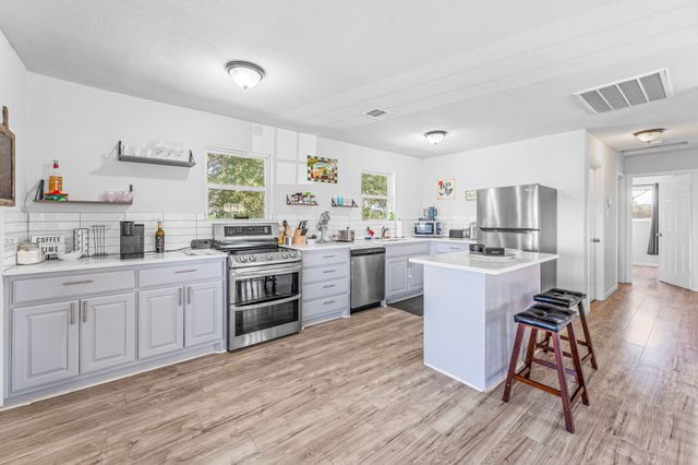 2520 Long Creek, Granbury, TX 76049