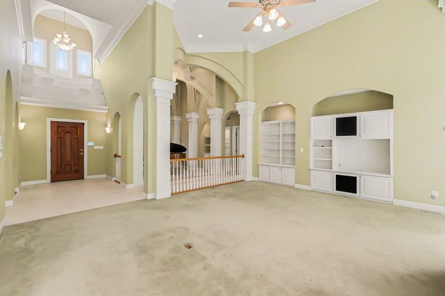 3189 Manor Hill, Latonia, KY 41015