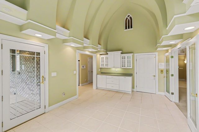 3189 Manor Hill, Latonia, KY 41015