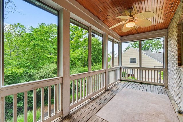 3189 Manor Hill, Latonia, KY 41015