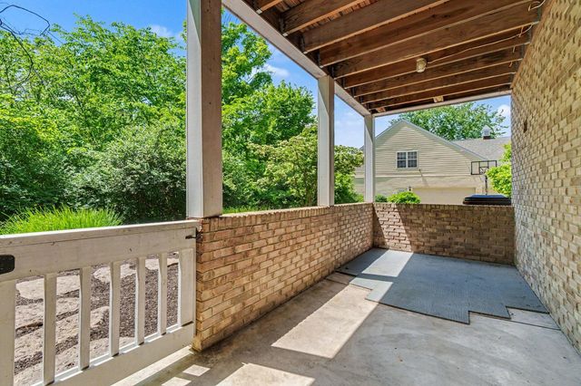 3189 Manor Hill, Latonia, KY 41015