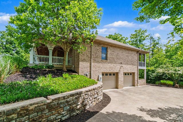 3189 Manor Hill, Latonia, KY 41015