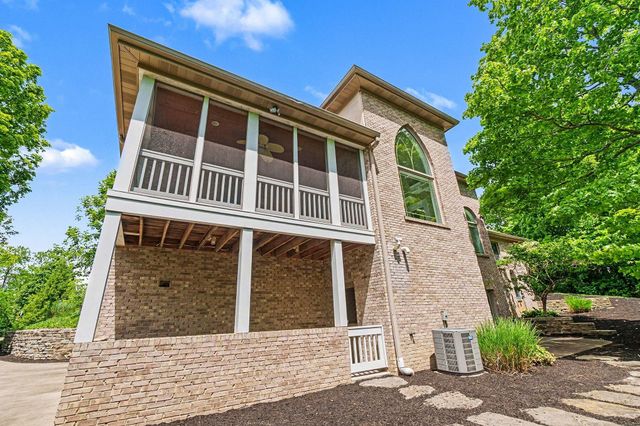 3189 Manor Hill, Latonia, KY 41015