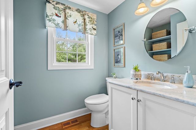 16 Christopher Dr, Grafton, MA 01519