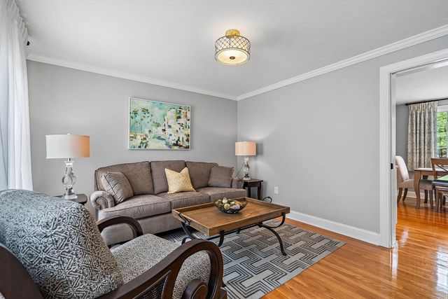 16 Christopher Dr, Grafton, MA 01519