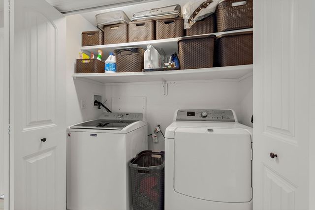 16 Christopher Dr, Grafton, MA 01519