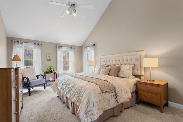 16 Christopher Dr, Grafton, MA 01519