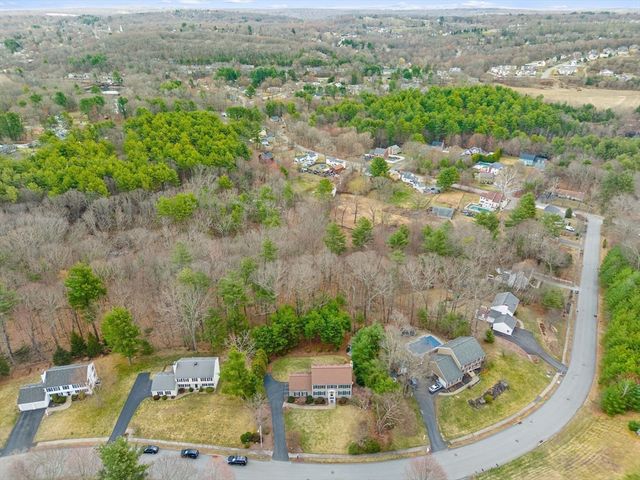 16 Christopher Dr, Grafton, MA 01519