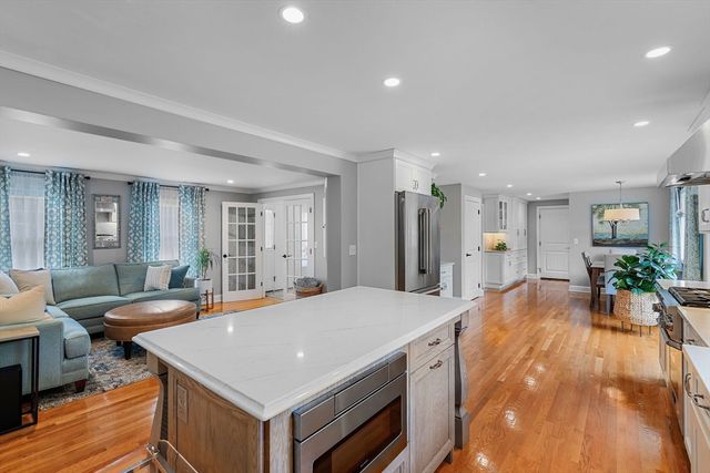 16 Christopher Dr, Grafton, MA 01519