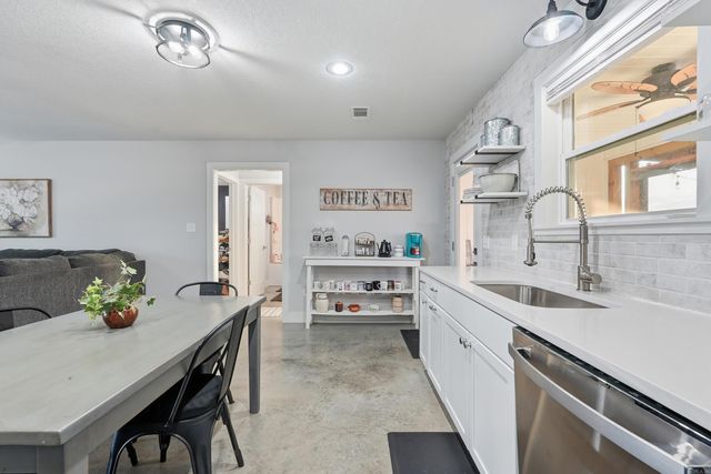 243 Highway 285 N, Greenbrier, AR 72058