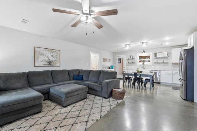 243 Highway 285 N, Greenbrier, AR 72058