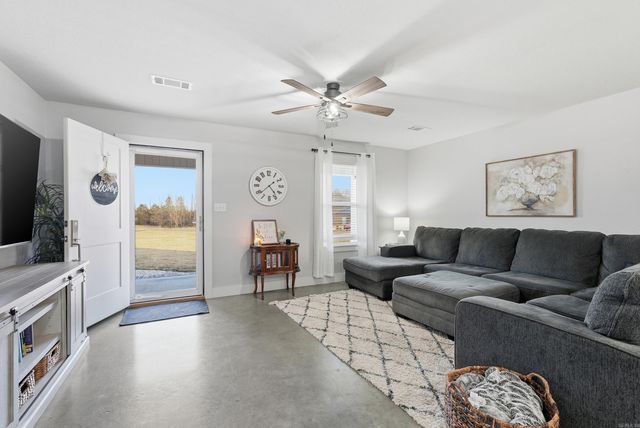 243 Highway 285 N, Greenbrier, AR 72058