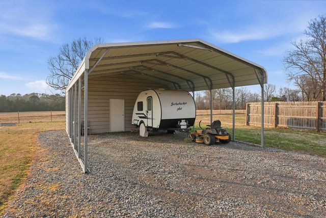 243 Highway 285 N, Greenbrier, AR 72058