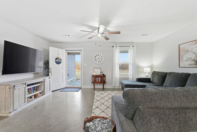 243 Highway 285 N, Greenbrier, AR 72058