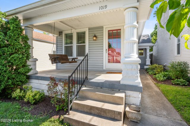 1019 Lydia St, Louisville, KY 40217