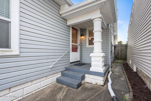 1019 Lydia St, Louisville, KY 40217