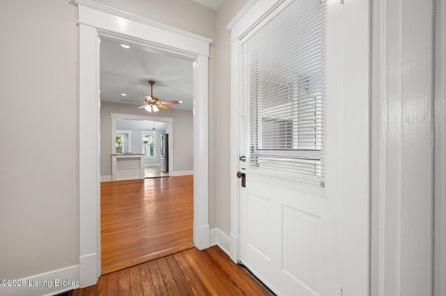 1019 Lydia St, Louisville, KY 40217
