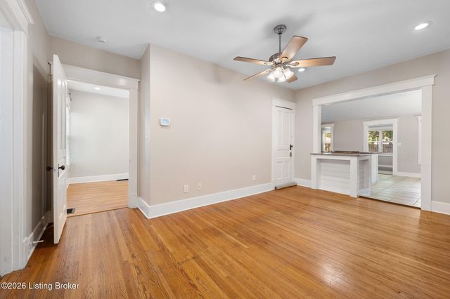 1019 Lydia St, Louisville, KY 40217
