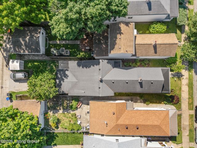1019 Lydia St, Louisville, KY 40217