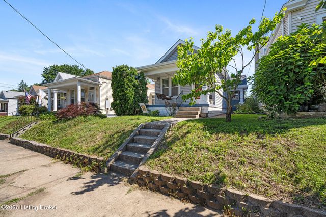 1019 Lydia St, Louisville, KY 40217