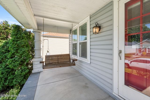 1019 Lydia St, Louisville, KY 40217