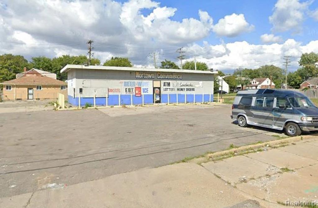 6701 E 7 Mile Road, Detroit, MI 48234