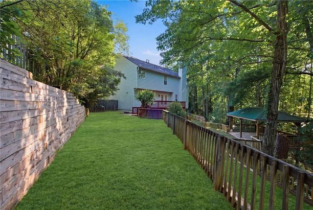 3385 Northcliff Drive, Suwanee, GA 30024
