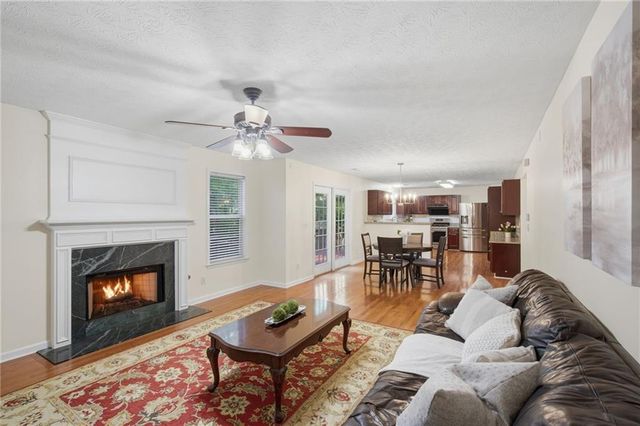 3385 Northcliff Drive, Suwanee, GA 30024