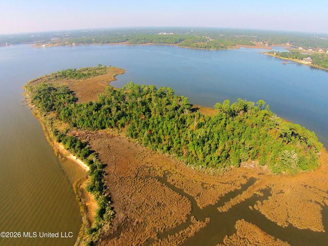 Lovers Lane, Ocean Springs, MS 39564