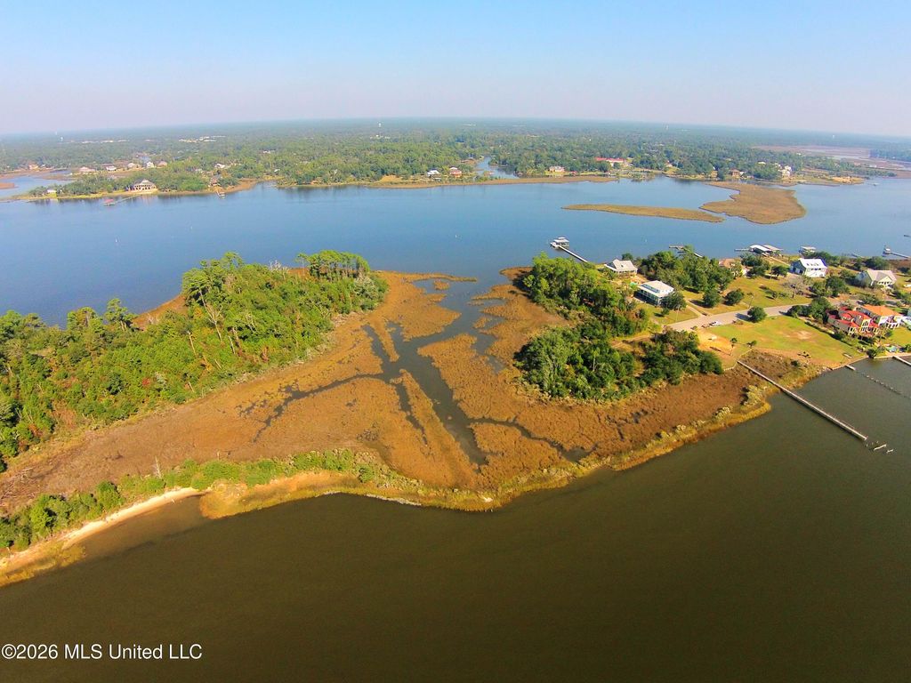 Lovers Lane, Ocean Springs, MS 39564