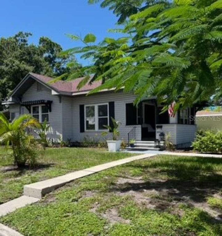 2802 4TH AVENUE W, BRADENTON, FL 34205 — exterior