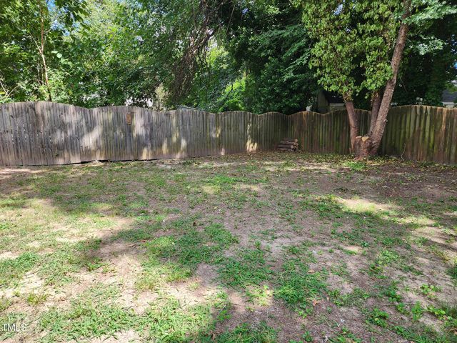 704 N King Charles Road, Raleigh, NC 27610