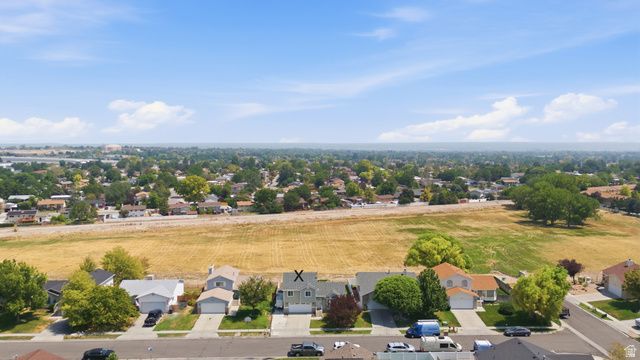 6525 S 4015 W, Taylorsville, UT 84129