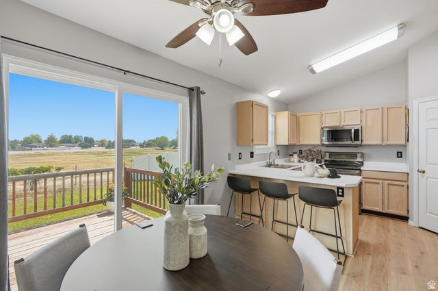 6525 S 4015 W, Taylorsville, UT 84129