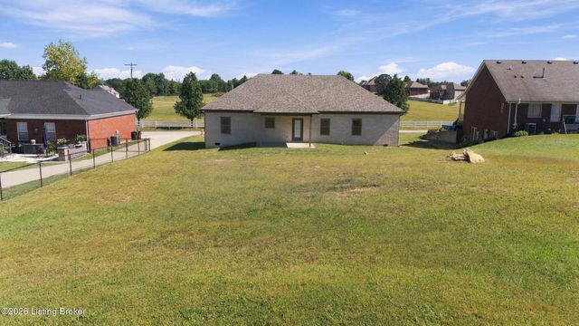 145 Heritage Way, Mt Washington, KY 40047