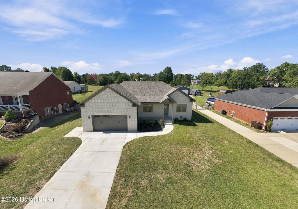 145 Heritage Way, Mt Washington, KY 40047