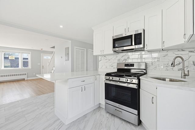 185 Suffolk Ave, Revere, MA 02151