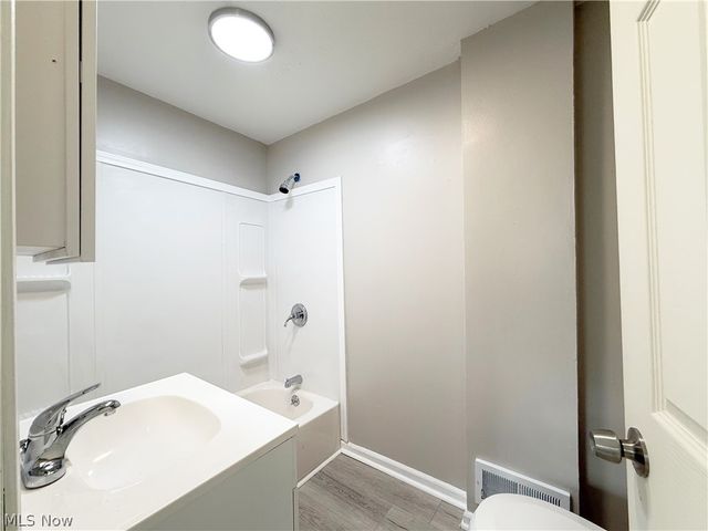 1615 Lehigh Avenue, Lorain, OH 44052