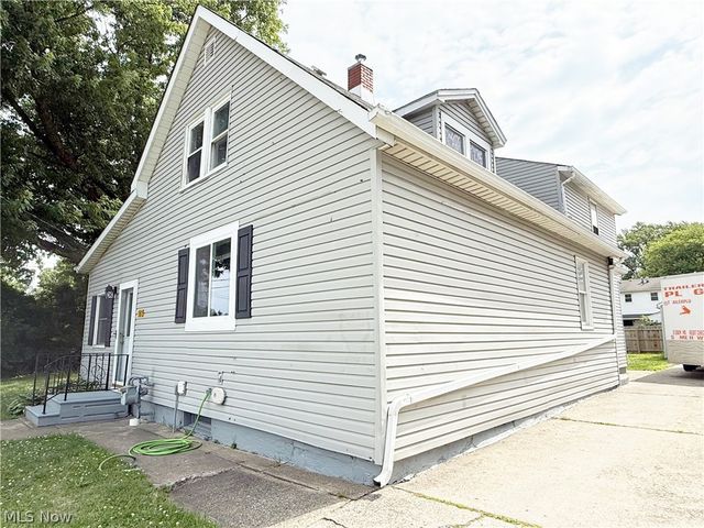 1615 Lehigh Avenue, Lorain, OH 44052