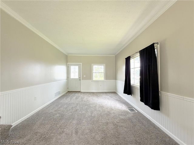 1615 Lehigh Avenue, Lorain, OH 44052