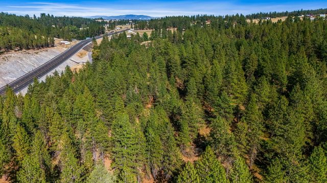 5522 E Bigelow Gulch Rd, Spokane, WA 99217