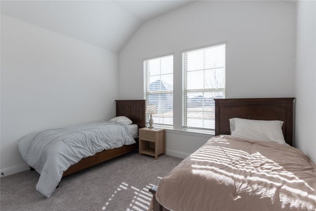 5200 Woodway Drive, Denton, TX 76226