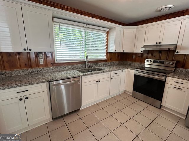 2 Ford Road SE, Rome, GA 30161