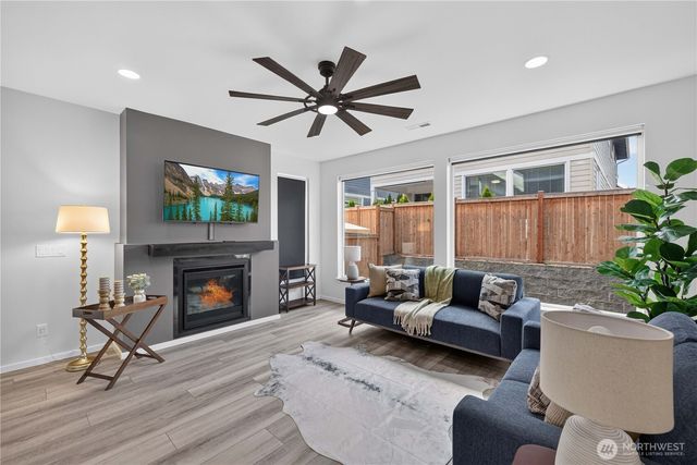 33011 SE Cottonwood Street, Black Diamond, WA 98010