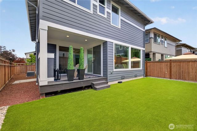 33011 SE Cottonwood Street, Black Diamond, WA 98010
